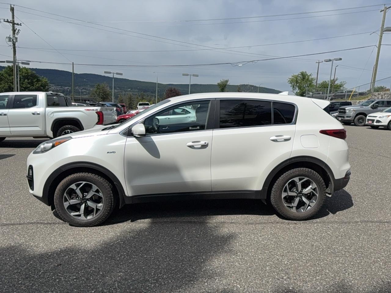 2020 Kia Sportage LX LX Photo3