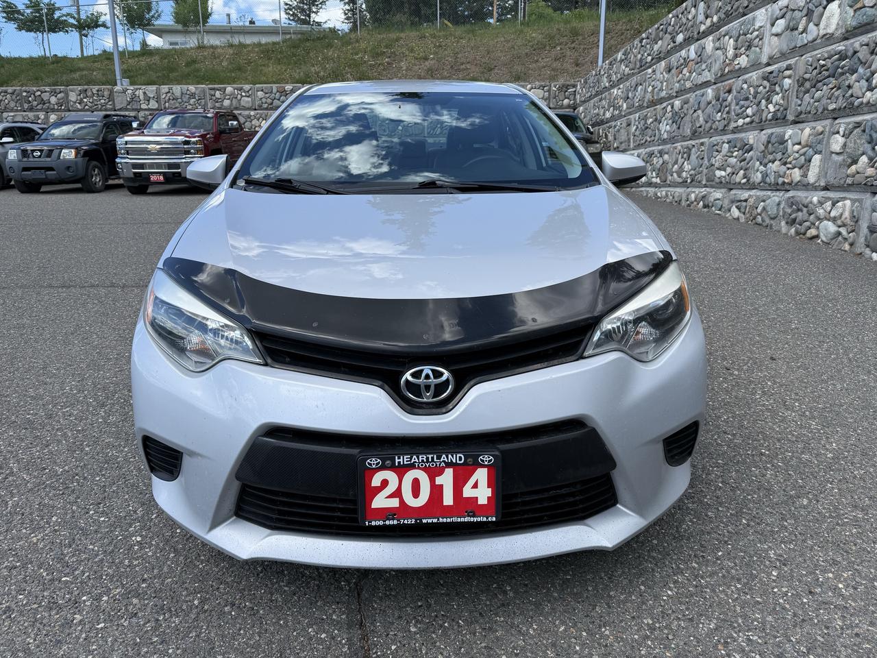 2014 Toyota Corolla LE Photo