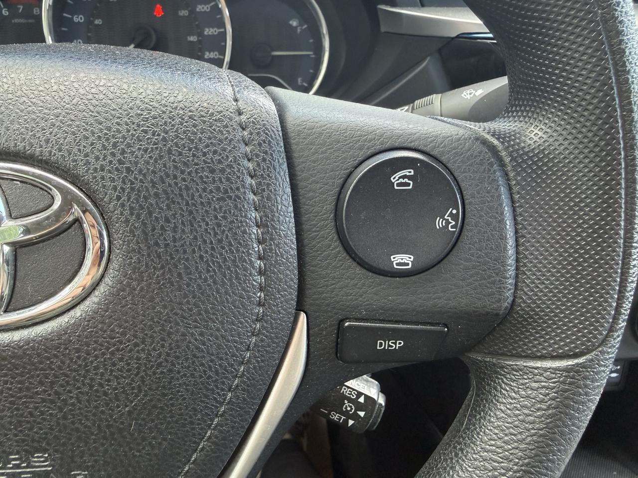 2014 Toyota Corolla LE Photo