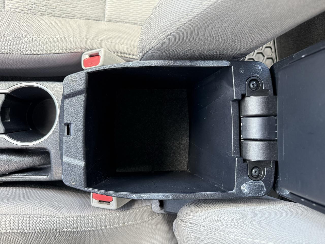 2014 Toyota Corolla LE Photo