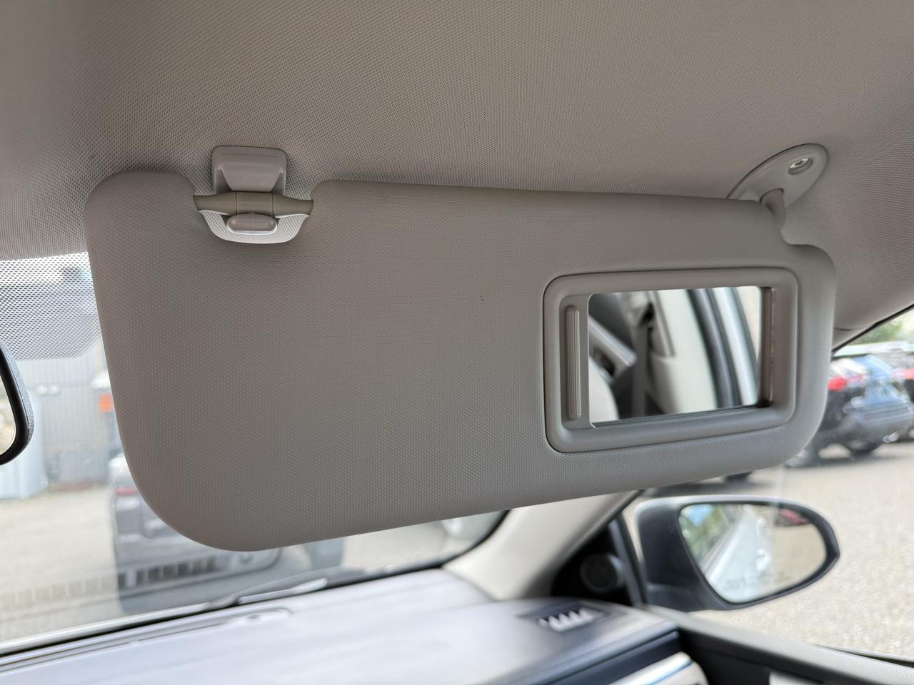2014 Toyota Corolla LE Photo