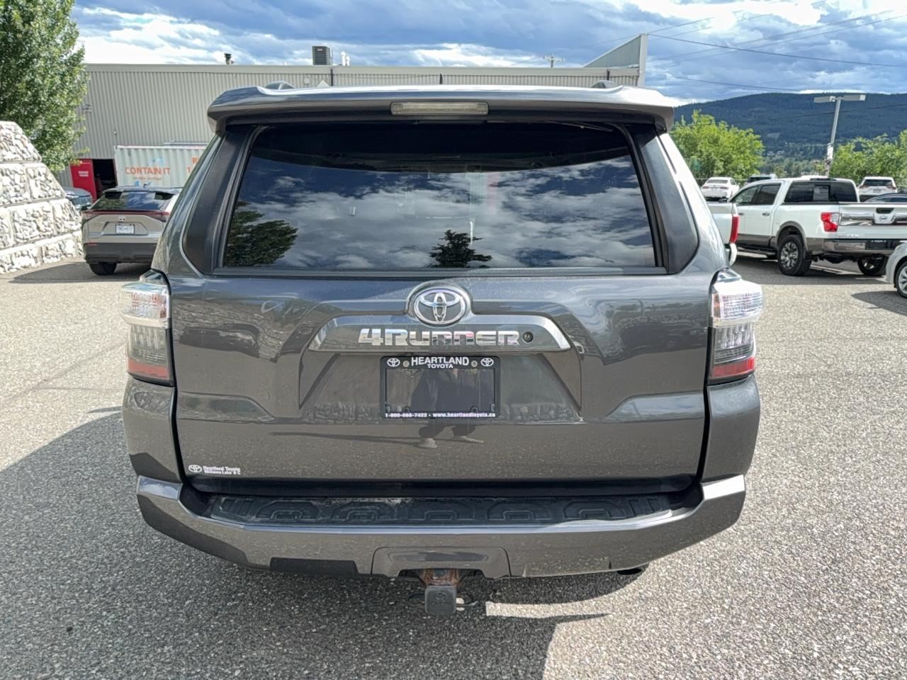 2019 Toyota 4Runner SR5 Photo