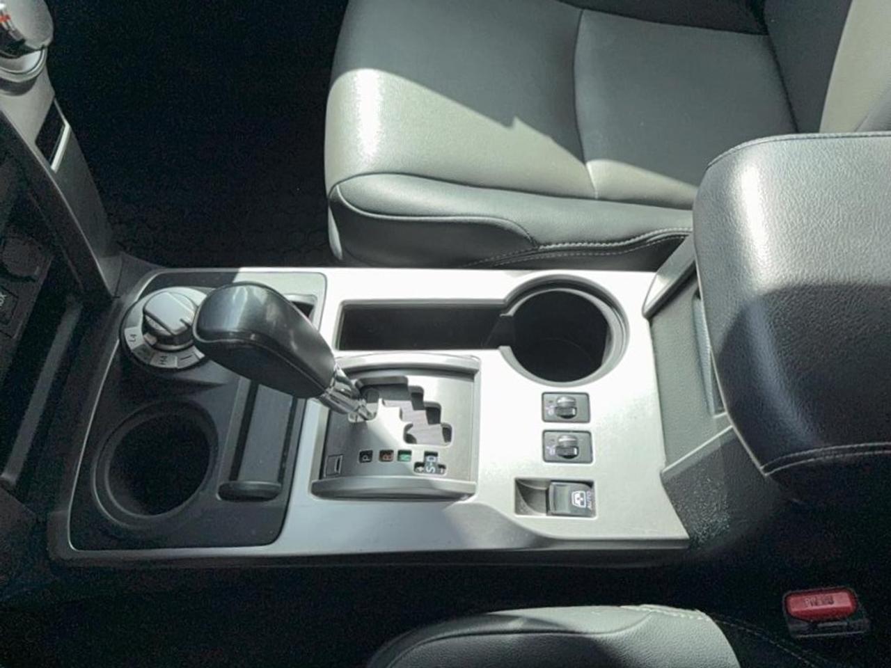 2019 Toyota 4Runner SR5 Photo