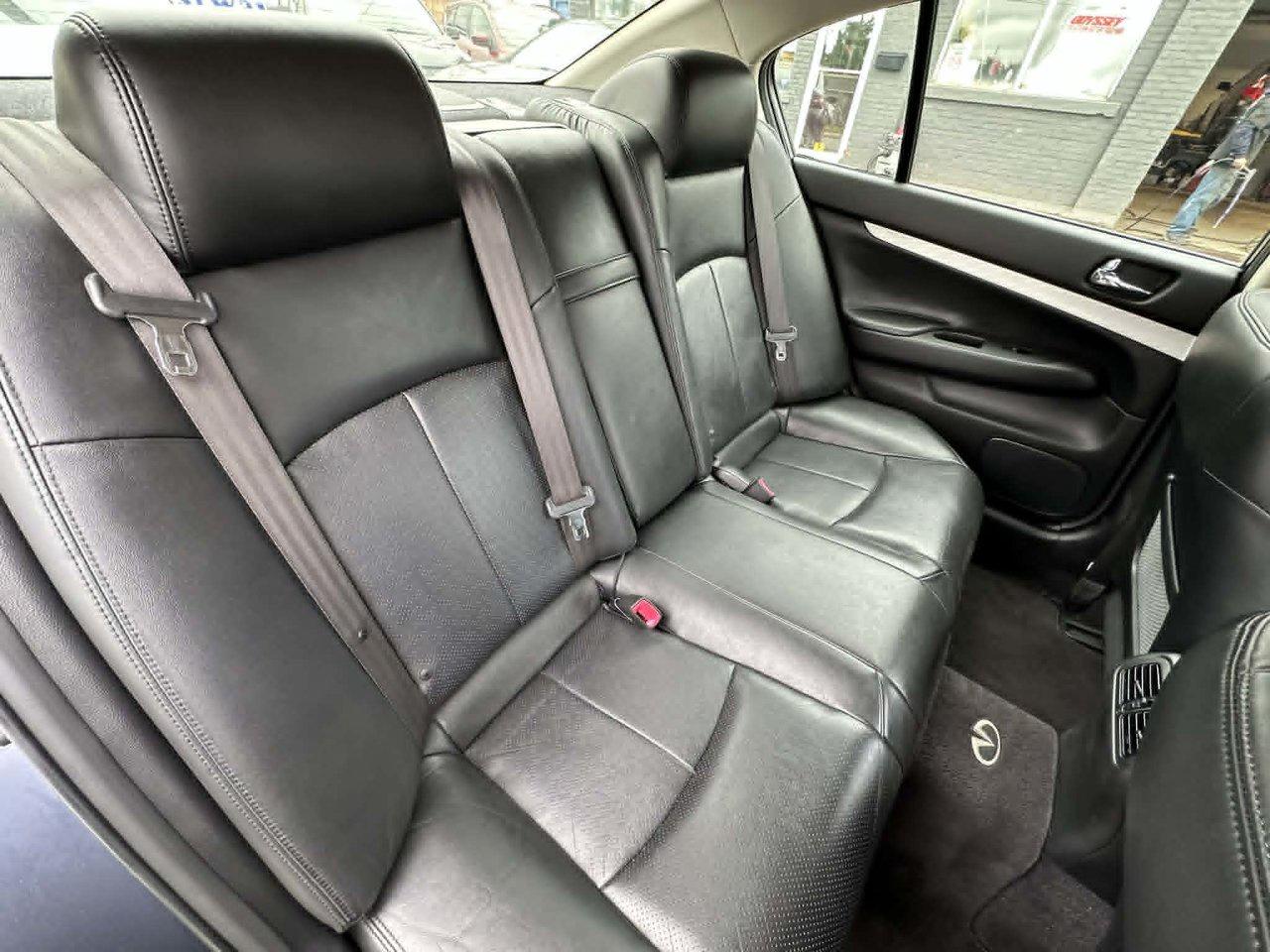 2010 Infiniti G37 Sedan x - Photo #11