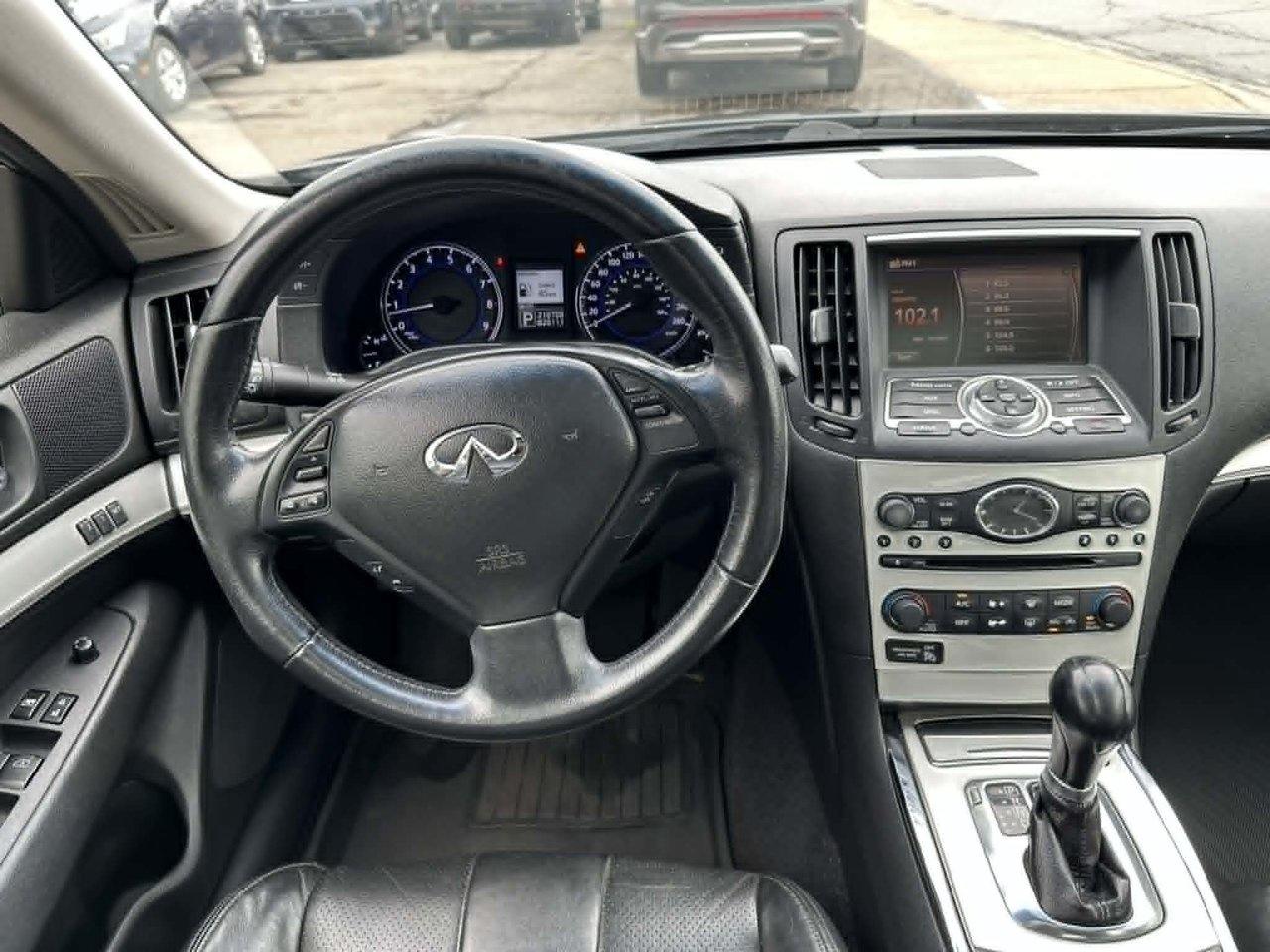 2010 Infiniti G37 Sedan x Photo