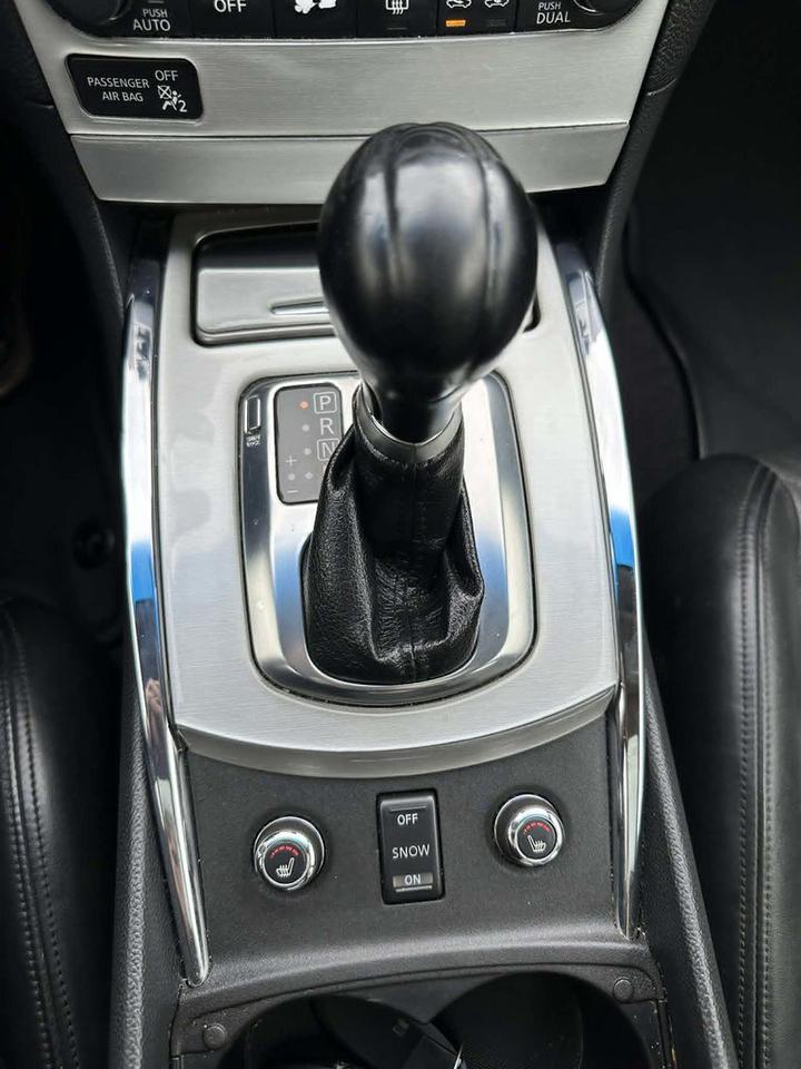2010 Infiniti G37 Sedan x Photo
