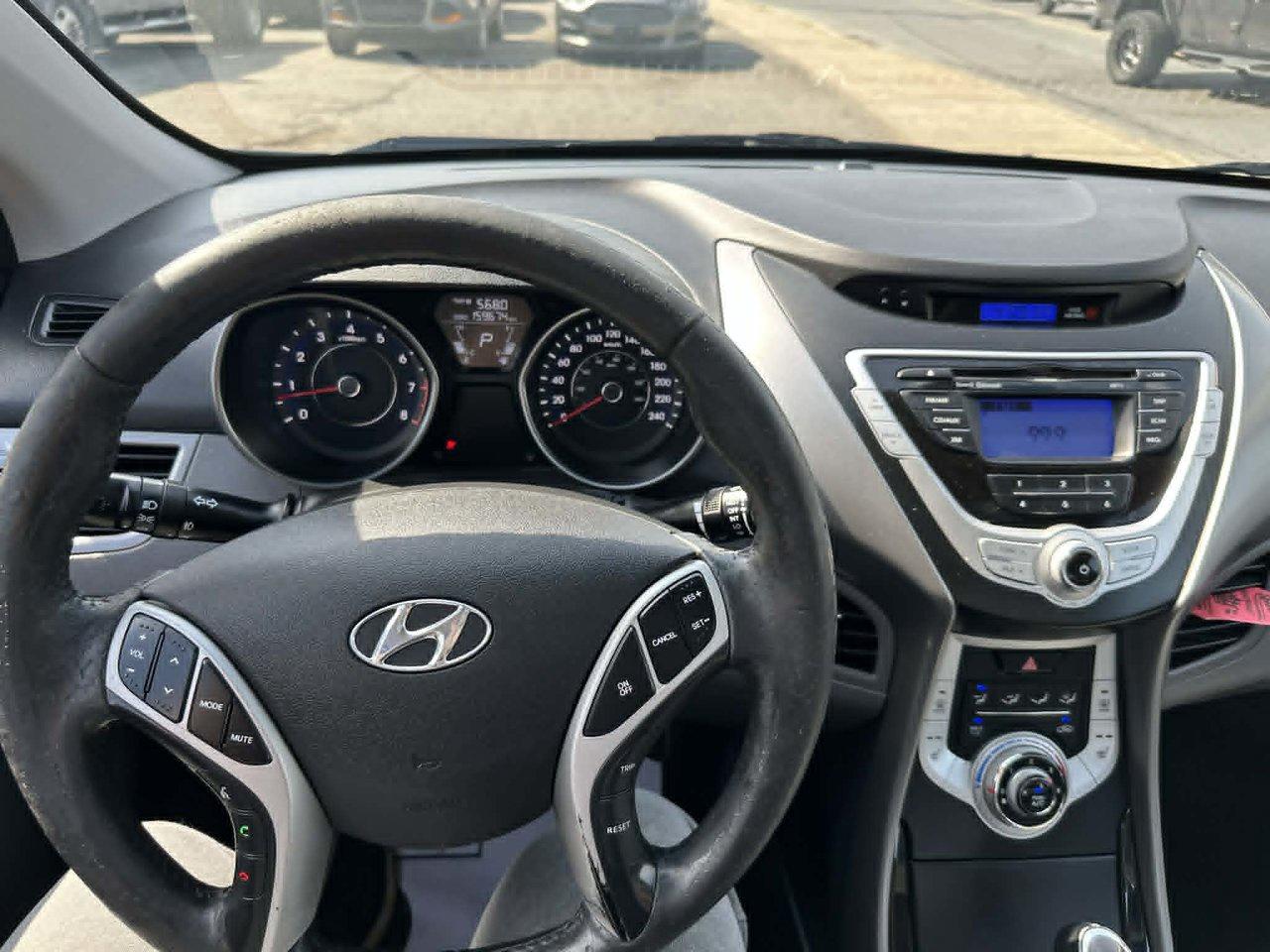 2012 Hyundai Elantra GLS - Photo #15