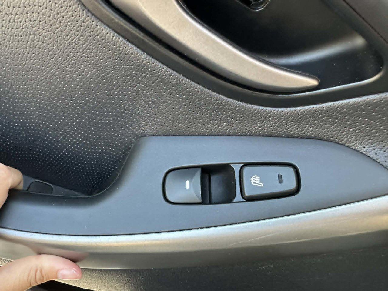 2012 Hyundai Elantra GLS Photo