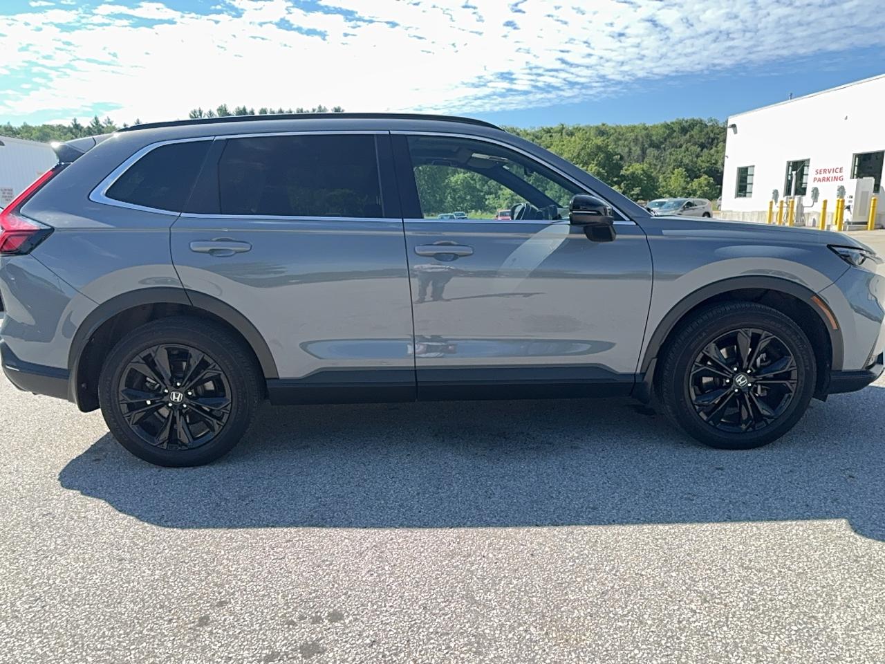 2023 Honda CR-V Hybrid Touring Hybrid 4WD Photo