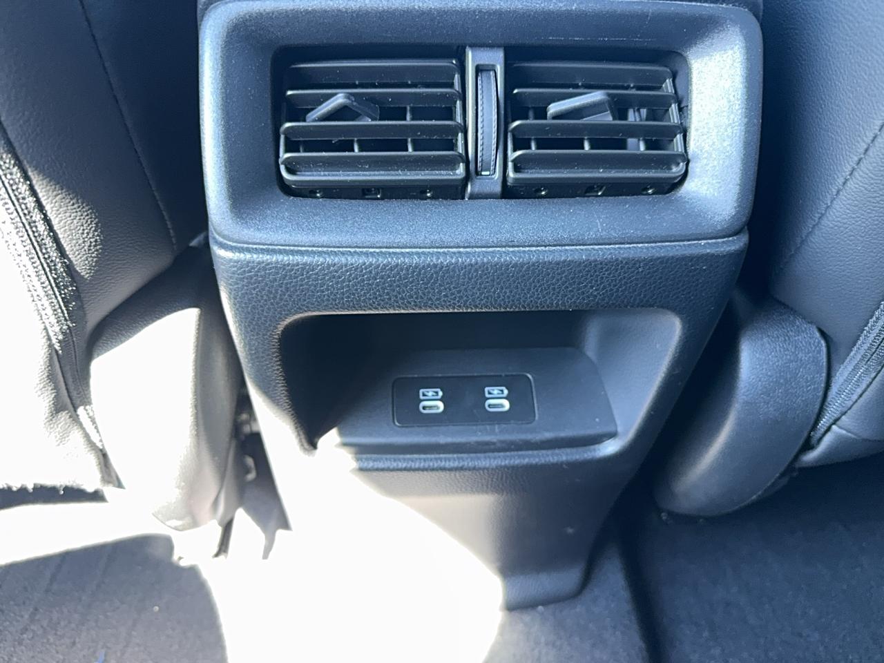 2023 Honda CR-V Hybrid Touring Hybrid 4WD Photo