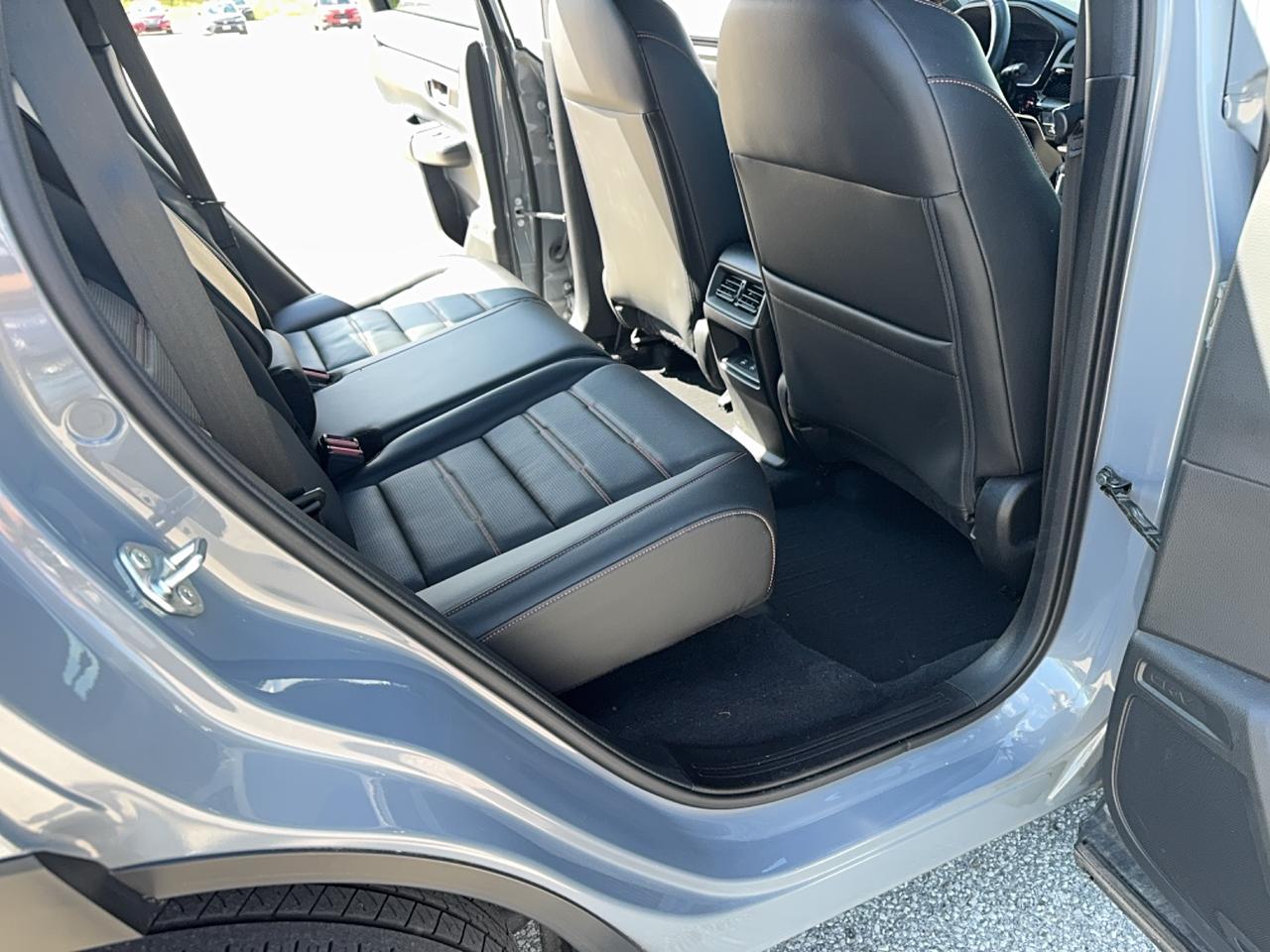 2023 Honda CR-V Hybrid Touring Hybrid 4WD Photo
