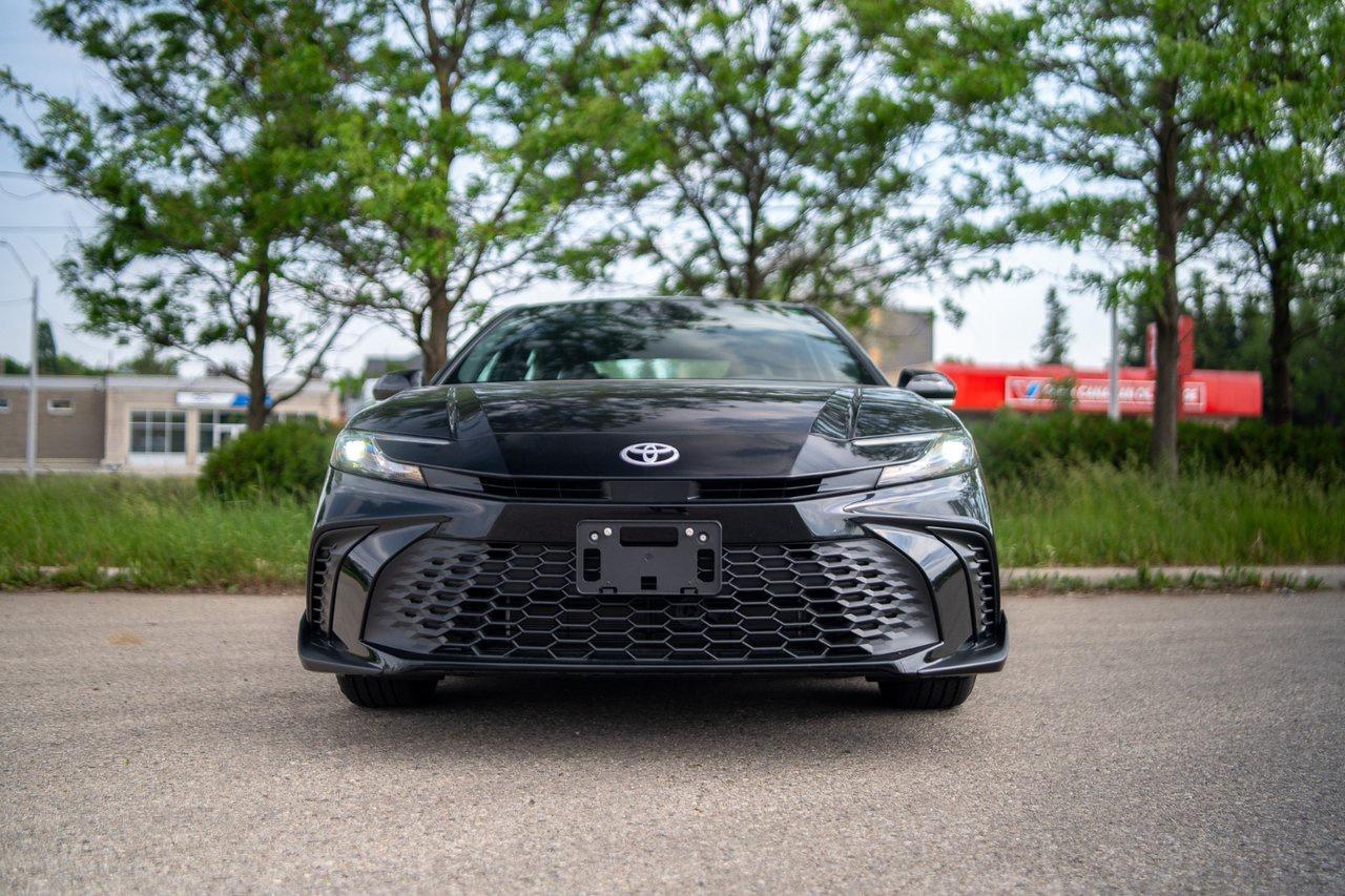 2026 Toyota Camry SE Upgrade AWD Photo
