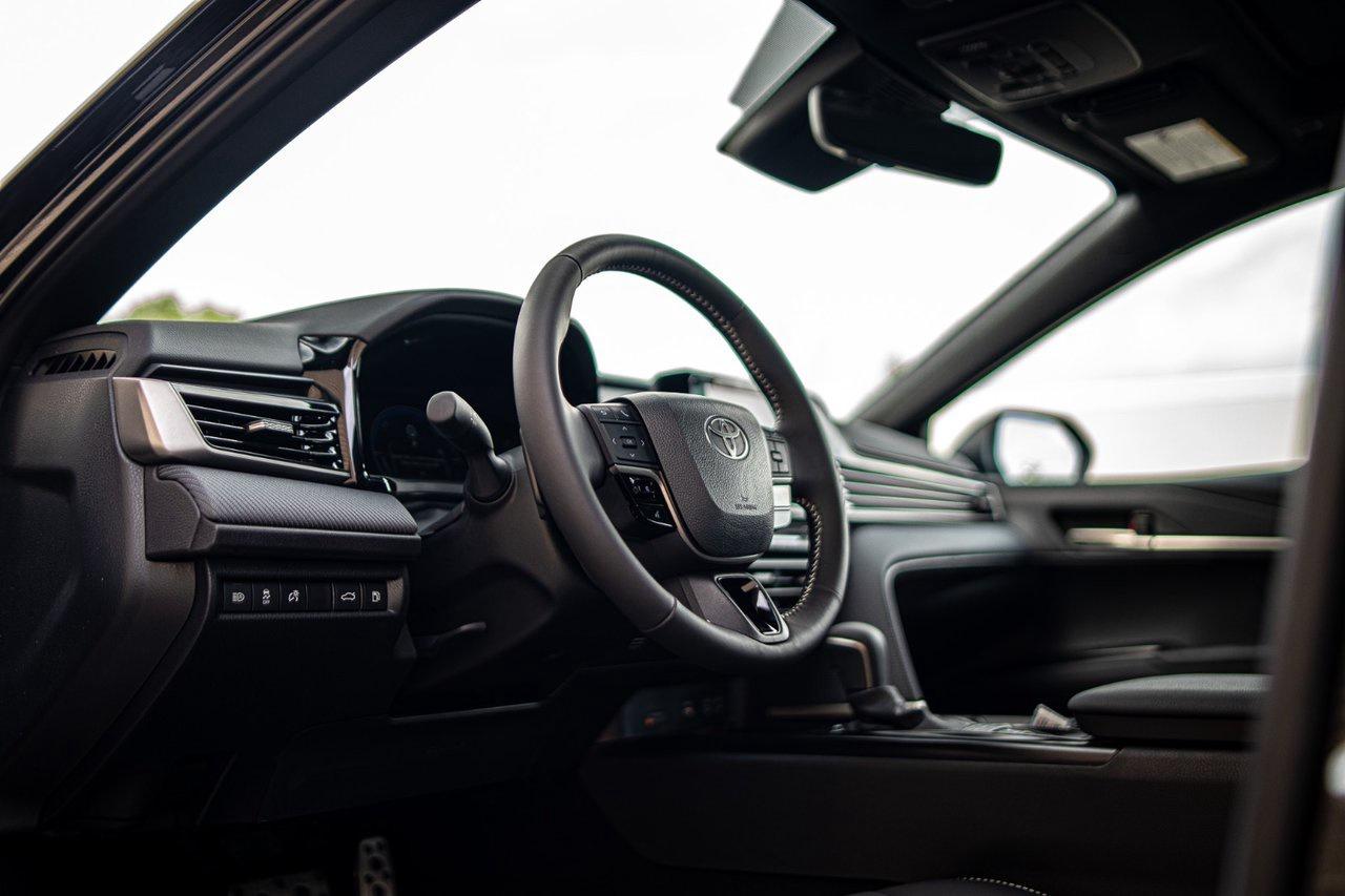 2026 Toyota Camry SE Upgrade AWD Photo
