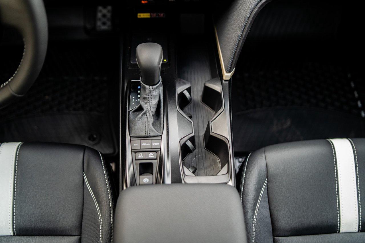 2026 Toyota Camry SE Upgrade AWD Photo