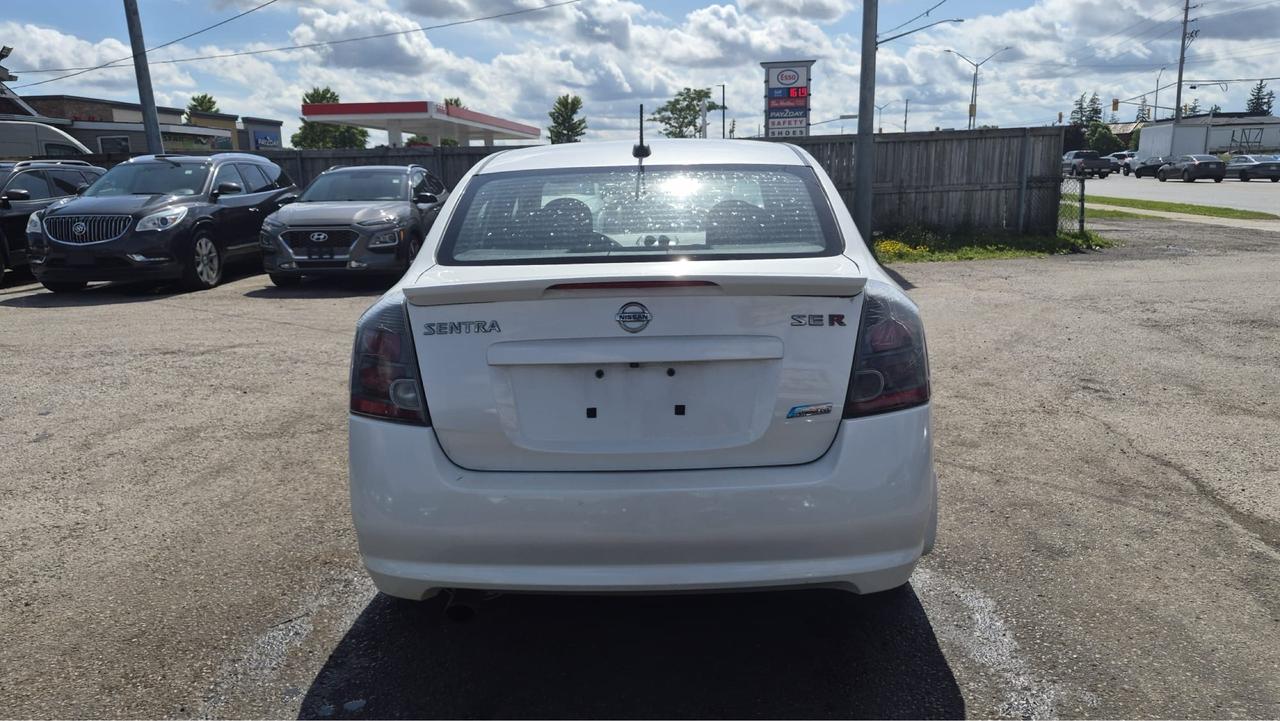 2011 Nissan Sentra SE-R, SUNROOF, ALLOYS, NAVI, ONLY 83KMS, CERT Photo3