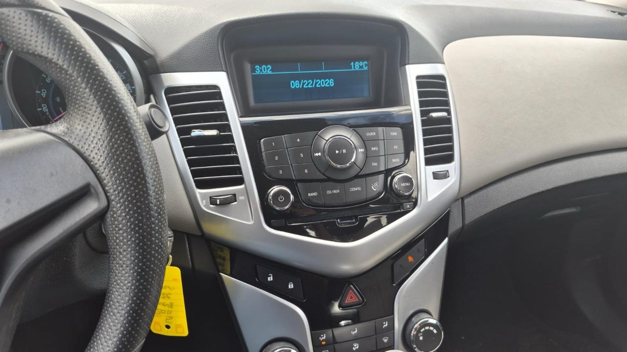 2011 Chevrolet Cruze LS+ w/1SB, ONLY 120KMS, DRIVES GREAT, CERTIFIED Photo