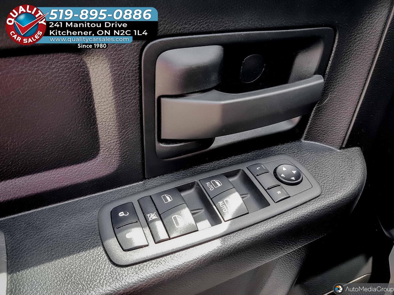 2022 RAM 1500 Classic Express Quad Cab 4x4 Photo