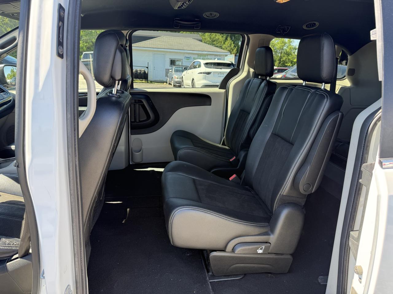 2019 Dodge Grand Caravan SXT Premium Plus AS IS SPECIAL Photo