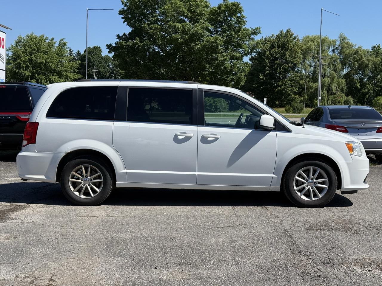 2019 Dodge Grand Caravan SXT Premium Plus AS IS SPECIAL Photo