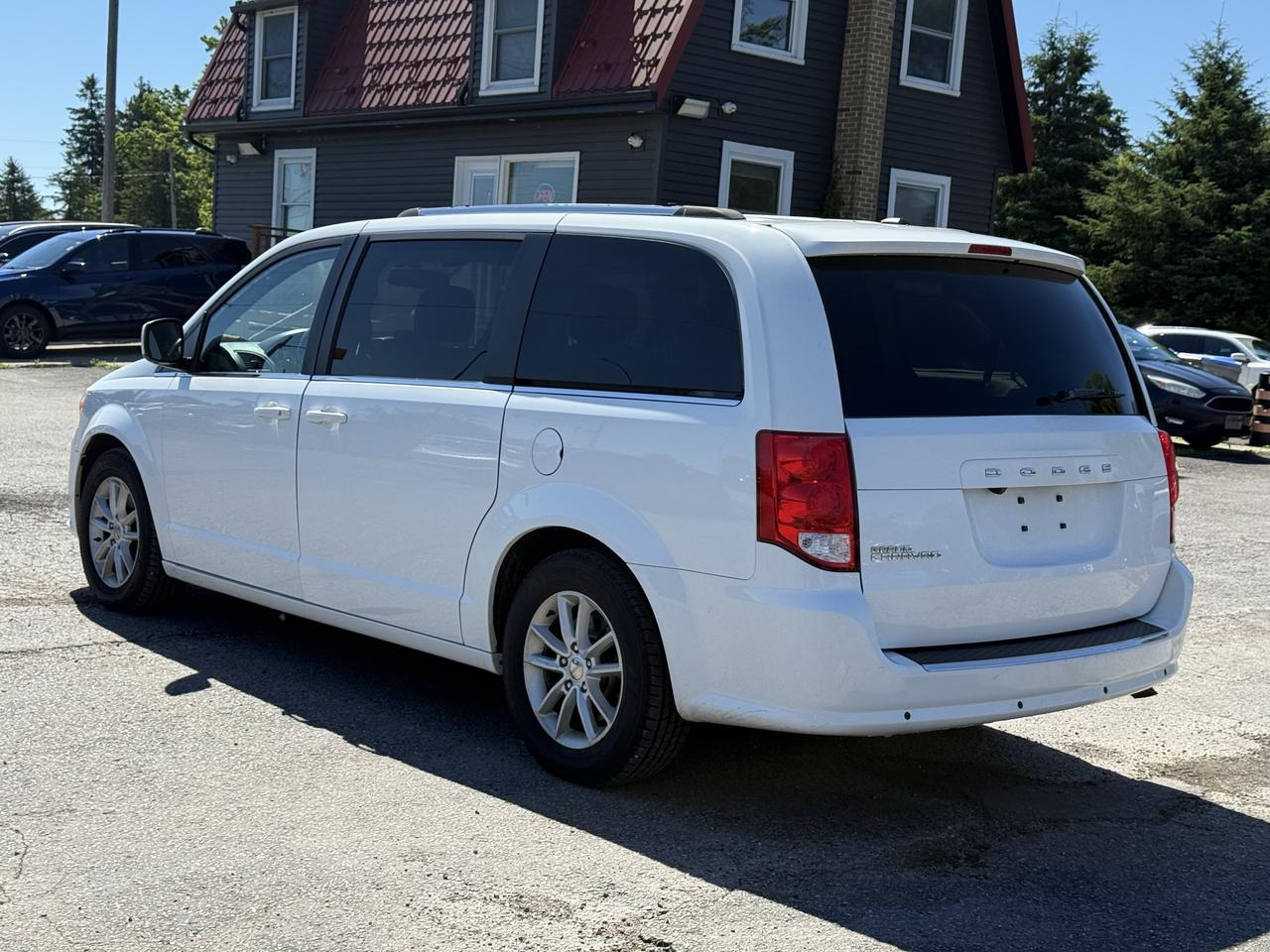 2019 Dodge Grand Caravan SXT Premium Plus AS IS SPECIAL Photo4