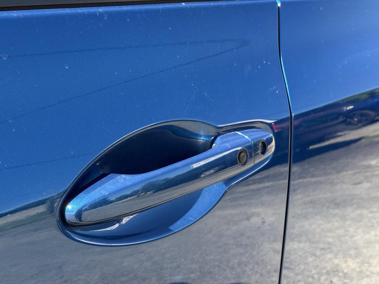 2015 Honda Civic 4dr Auto EX Photo