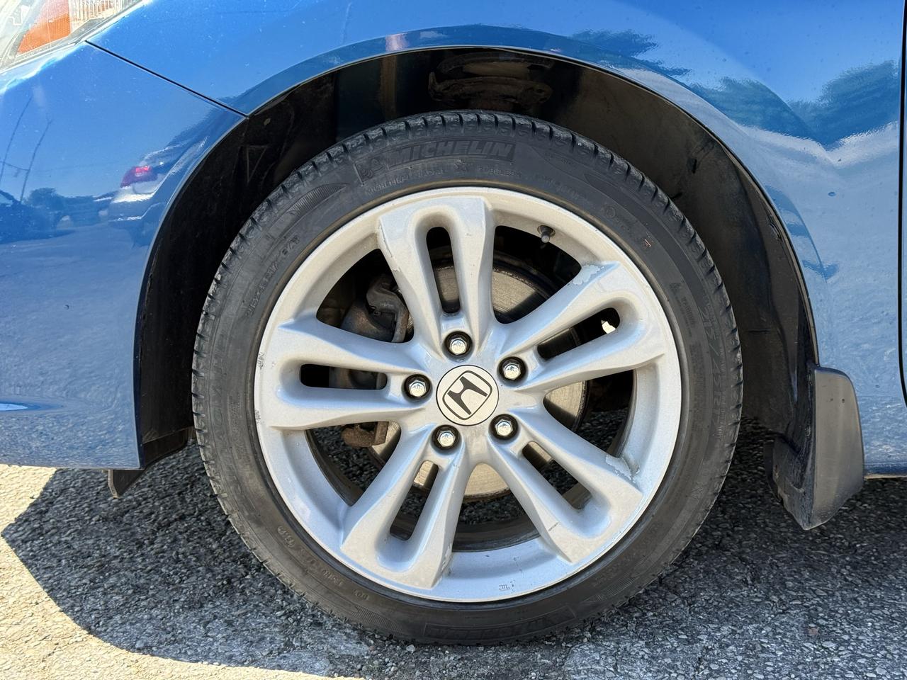 2015 Honda Civic 4dr Auto EX Photo