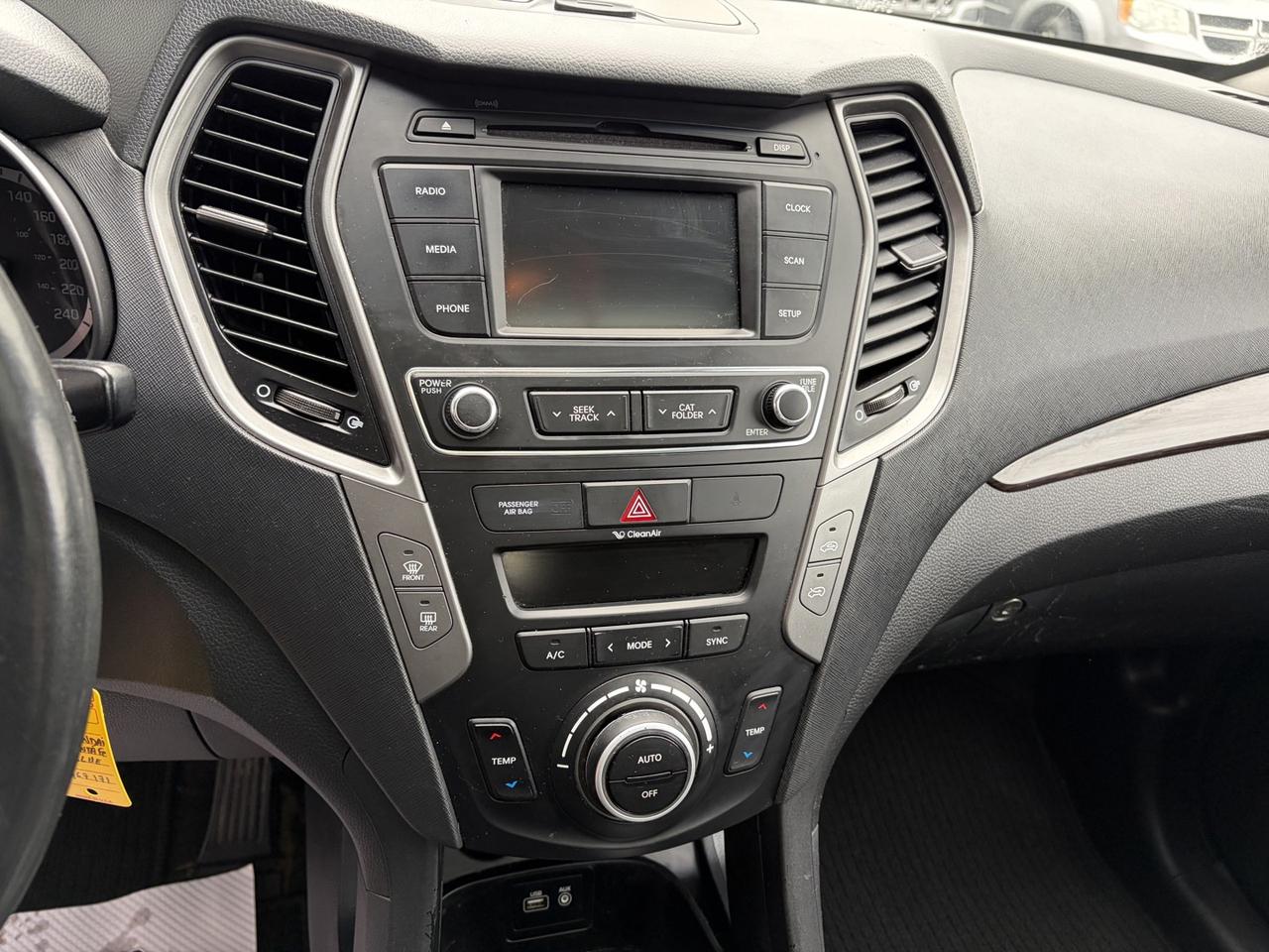 2017 Hyundai Santa Fe Sport 2.4 AWD - Photo #11