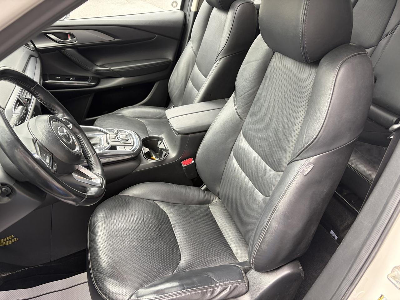 2018 Mazda CX-9 Touring AWD Photo