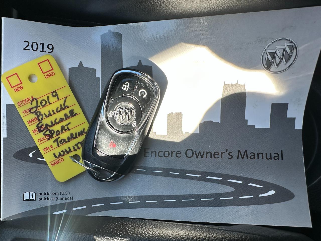2019 Buick Encore SportTouring Heated Cloth RemStart FM/XM A/C Alloy Photo