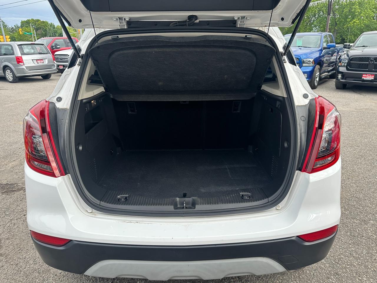 2019 Buick Encore SportTouring Heated Cloth RemStart FM/XM A/C Alloy Photo