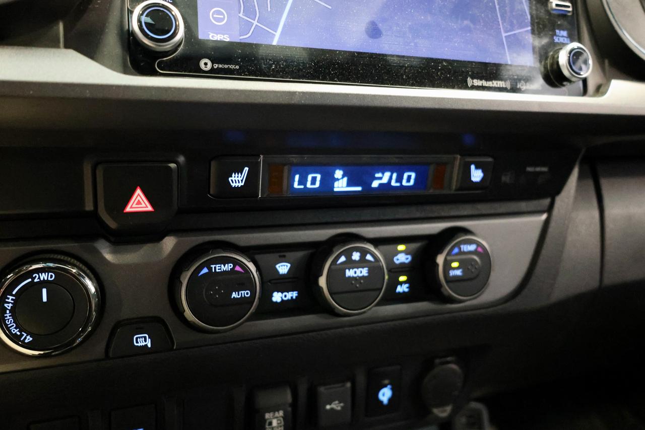 2021 Toyota Tacoma 3.5L V6 - LEATHER|SUNROOF|NAVIGATION|CAMERA Photo