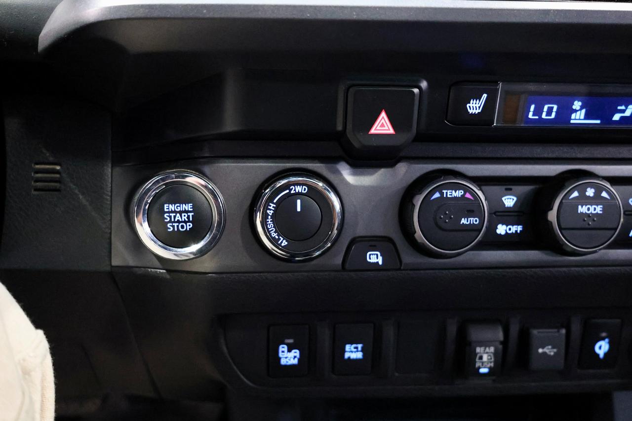 2021 Toyota Tacoma 3.5L V6 - LEATHER|SUNROOF|NAVIGATION|CAMERA Photo