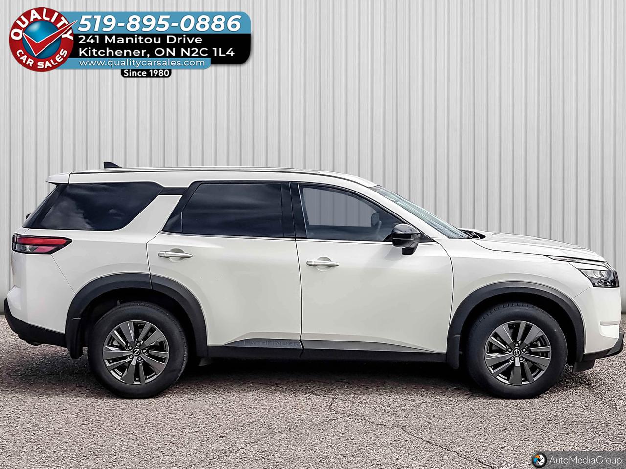 2024 Nissan Pathfinder S AWD *8 PASSENGER* Photo