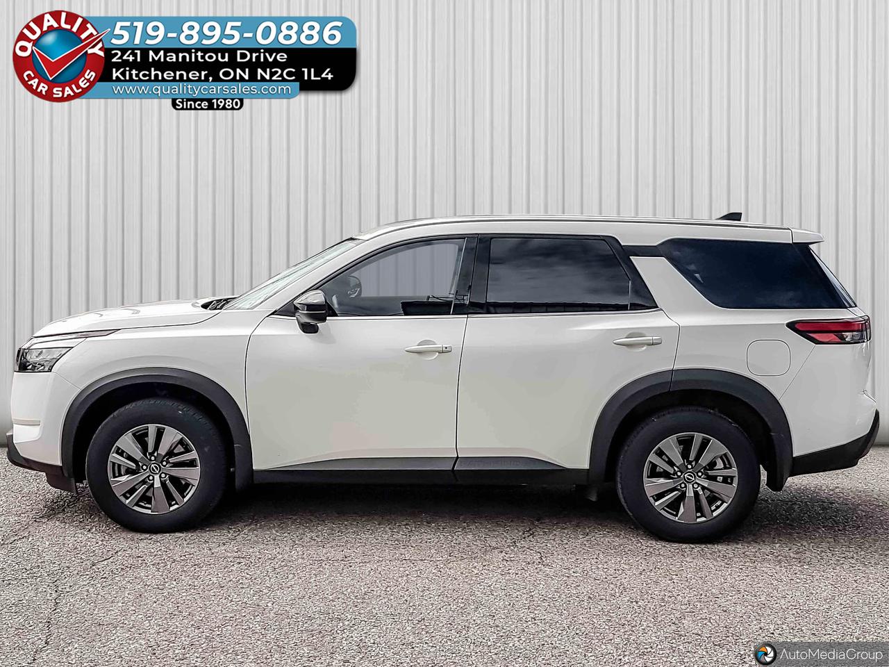 2024 Nissan Pathfinder S AWD *8 PASSENGER* Photo