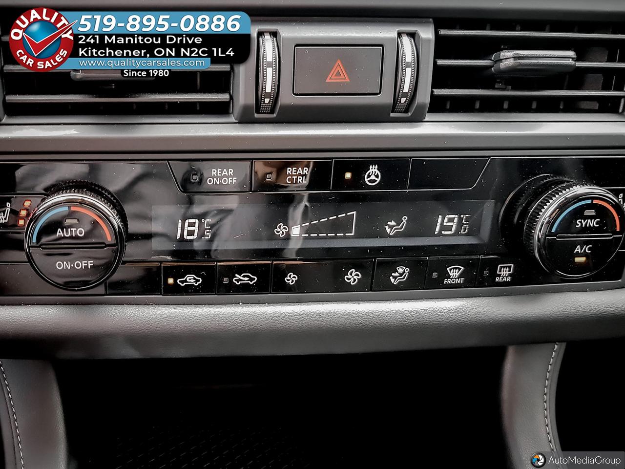 2024 Nissan Pathfinder S AWD *8 PASSENGER* Photo