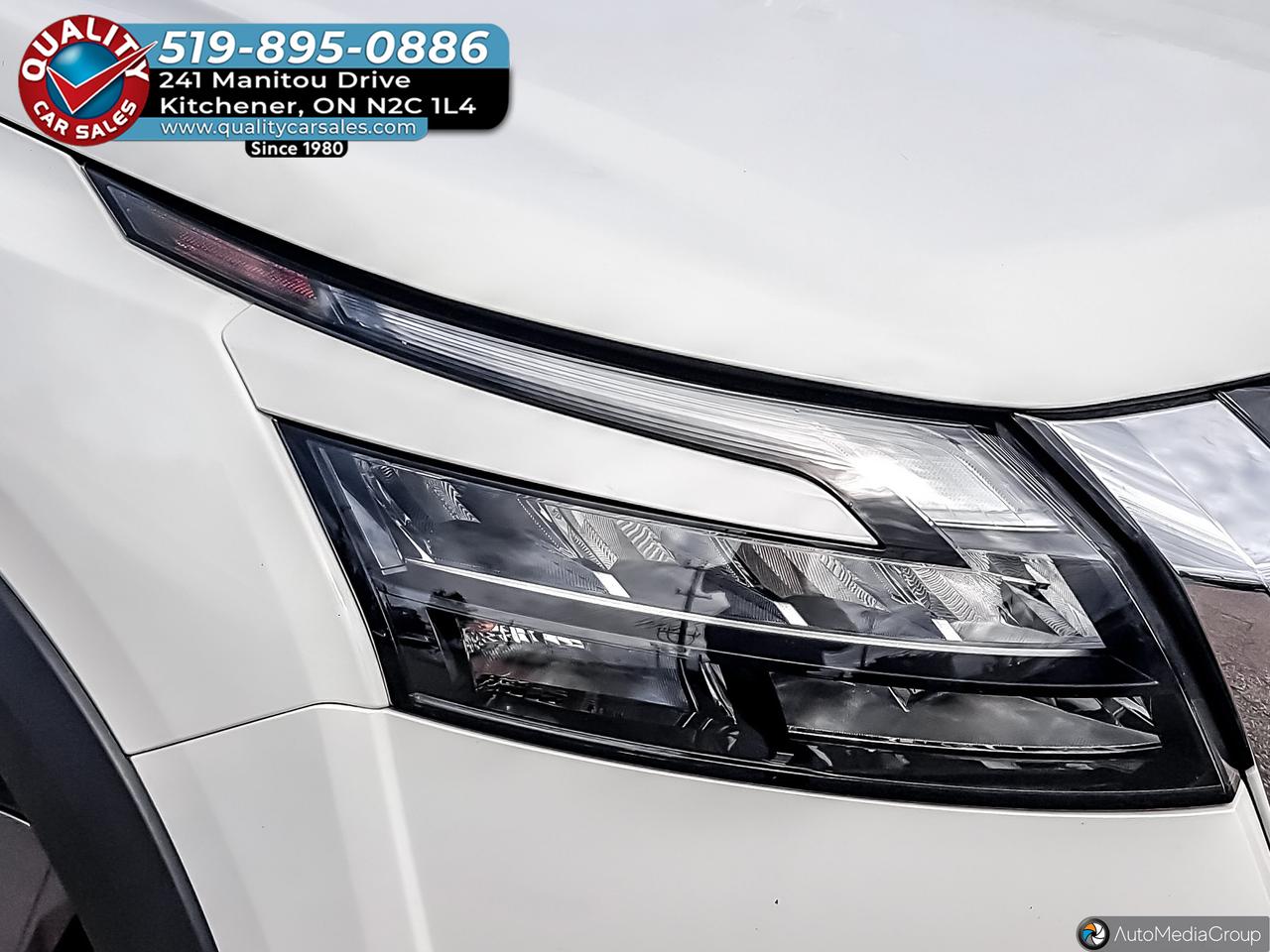 2024 Nissan Pathfinder S AWD *8 PASSENGER* Photo2