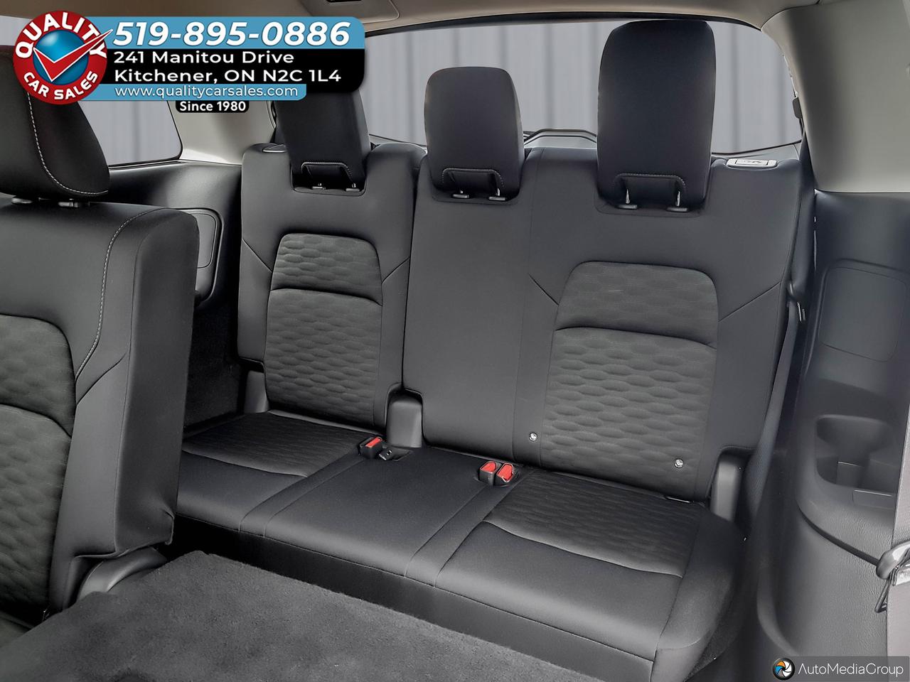 2024 Nissan Pathfinder S AWD *8 PASSENGER* Photo