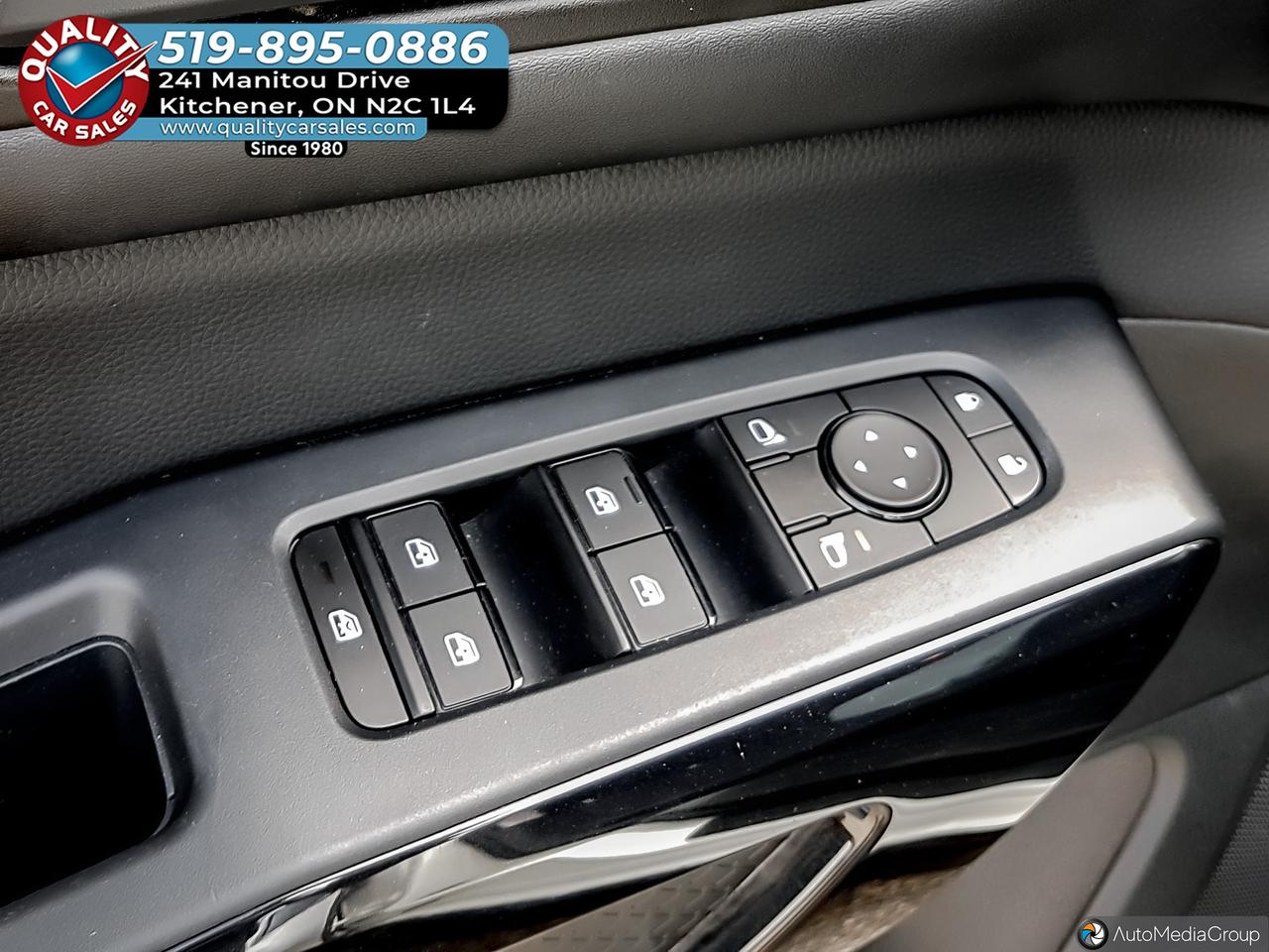 2024 Nissan Pathfinder S AWD *8 PASSENGER* Photo