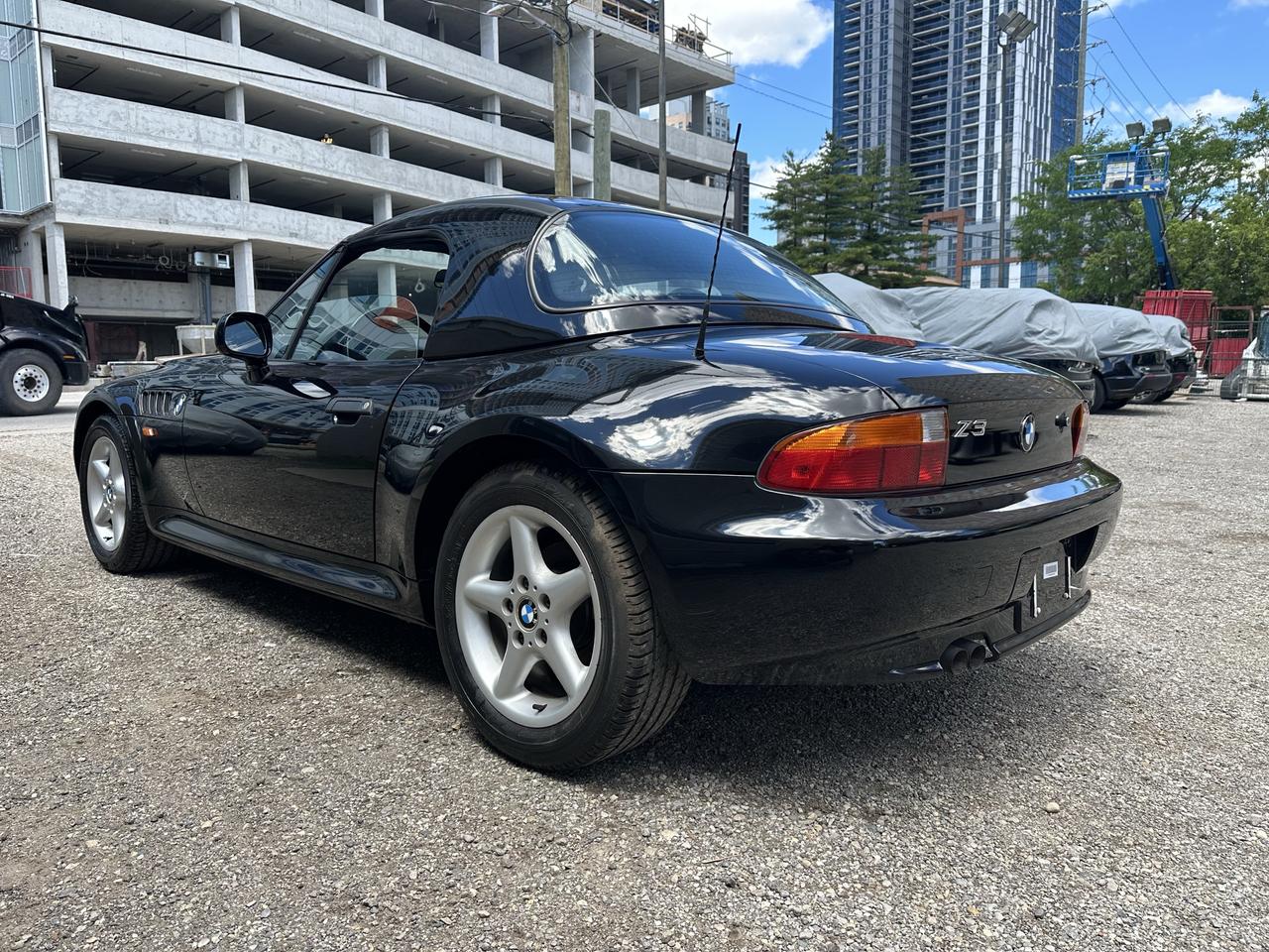 1997 BMW Z3 Z3 2dr Roadster 2.8L Photo