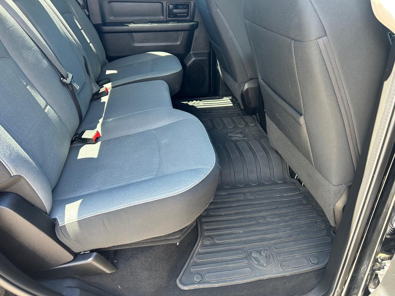 2021 RAM 1500 Classic EXPRESS Photo