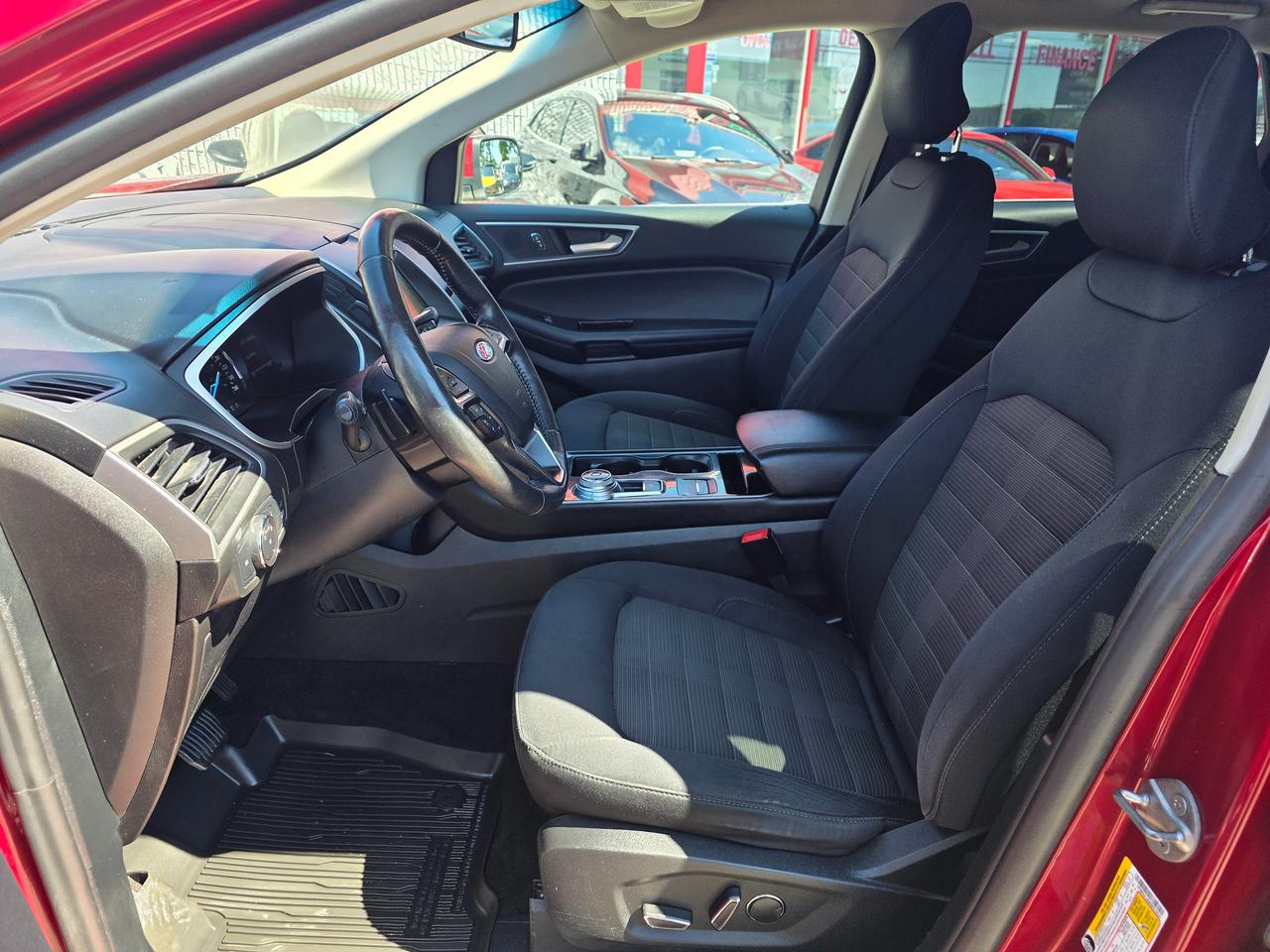 2019 Ford Edge SEL AWD Photo
