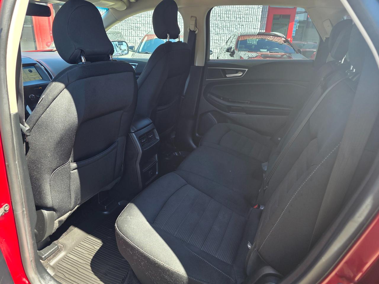 2019 Ford Edge SEL AWD Photo