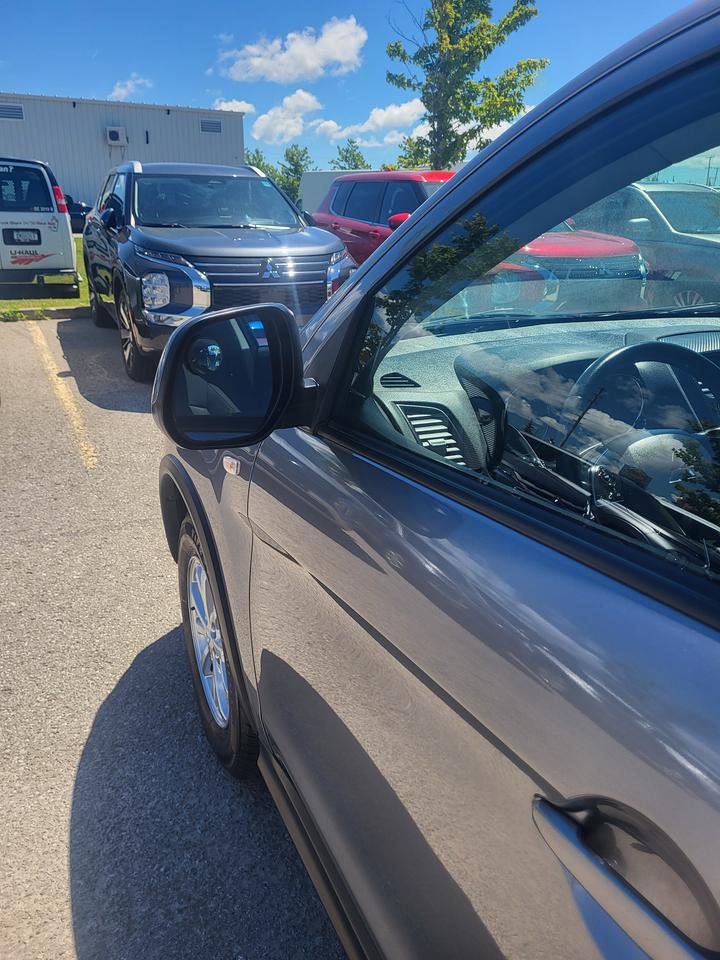 2018 Mitsubishi RVR SE Photo