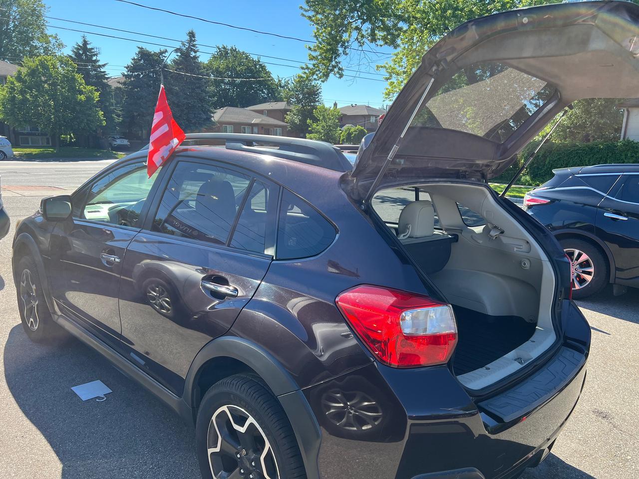 2013 Subaru XV Crosstrek 2.0i w/Limited Pkg Photo