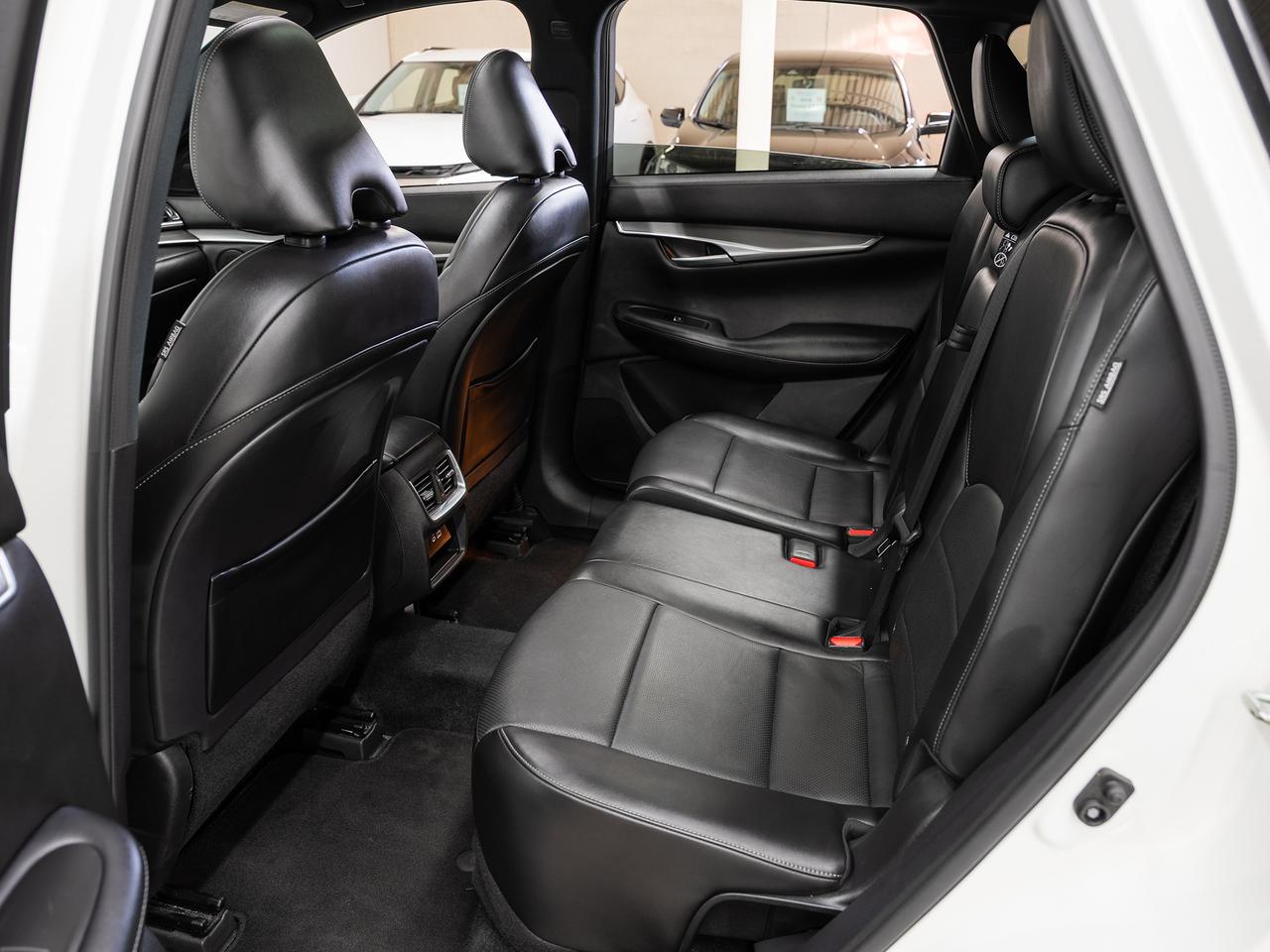 2022 Infiniti QX50 LUXE I-LINE AWD | Pano roof | Leather | CarPlay