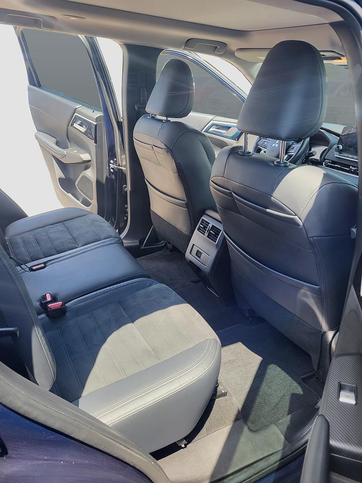 2022 Mitsubishi Outlander LE Photo