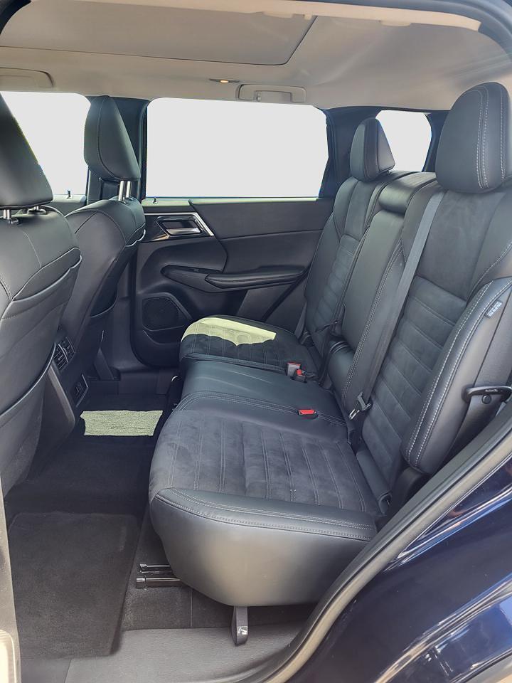 2022 Mitsubishi Outlander LE Photo
