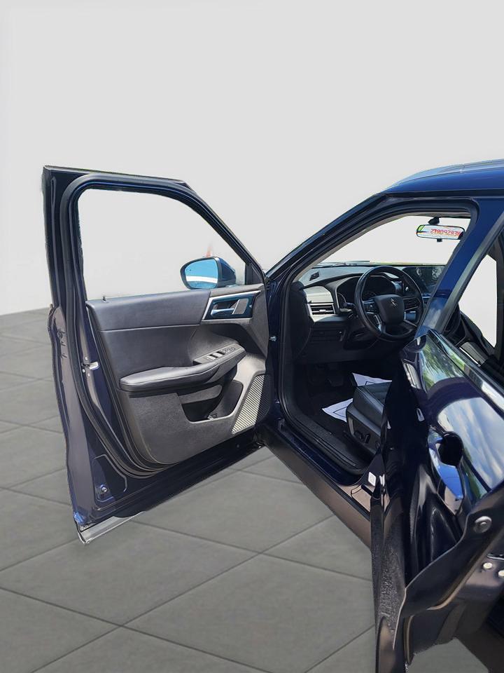 2022 Mitsubishi Outlander LE Photo