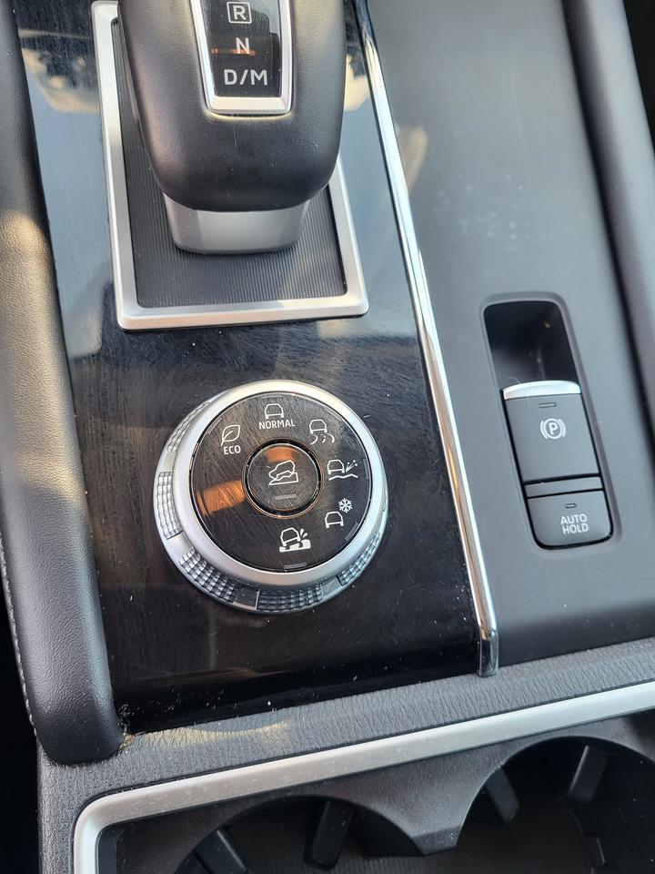 2022 Mitsubishi Outlander LE Photo