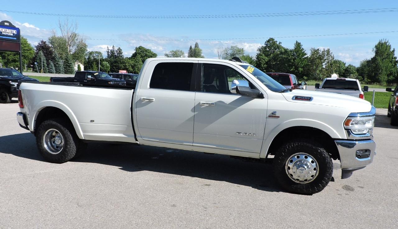 2022 RAM 3500 Laramie 6.7 Diesel 4X4 Leather Well Oiled 115000KM Photo2